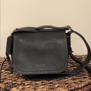 COACH CROSSBODY BLACK BAG (like new)